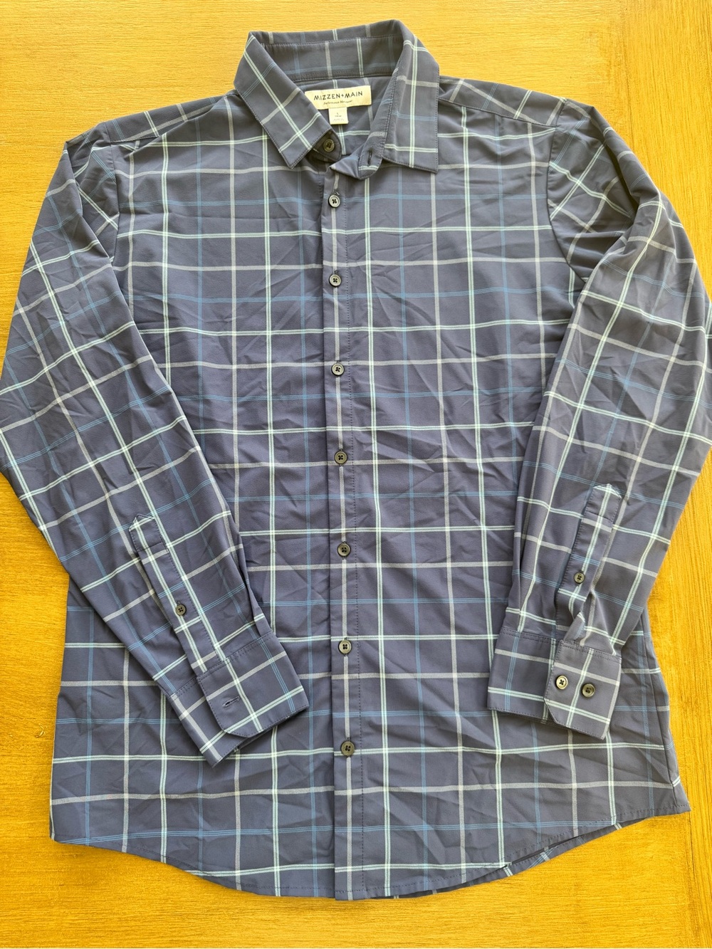 Mizzen+Main Navy Plaid Long-Sleeve Button-Up Shirt